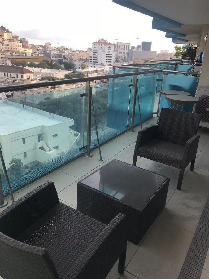 Swimming Pools Apartment In Ocean Village - 2 Bed 2 Bath Rock View Gibraltar Exterior foto